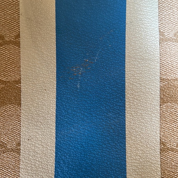 Coach Handbag Classic C Design With Silver Hardware Includes Wristlet - Picture 15 of 16